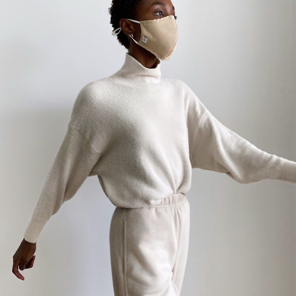 Wilfred Free Turtleneck Sweater